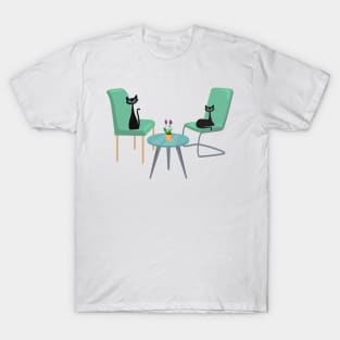 Retro Kitties Sitting in Lounge T-Shirt